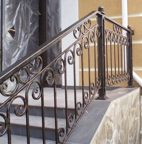 Кованые перила в стиле Рококо стиле