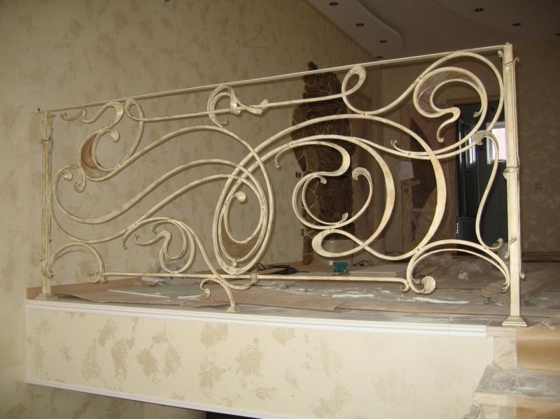 Кованые перила в стиле модерн